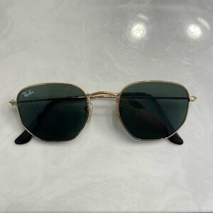Ray Ban Sunglasses! Only used twice! In great condition